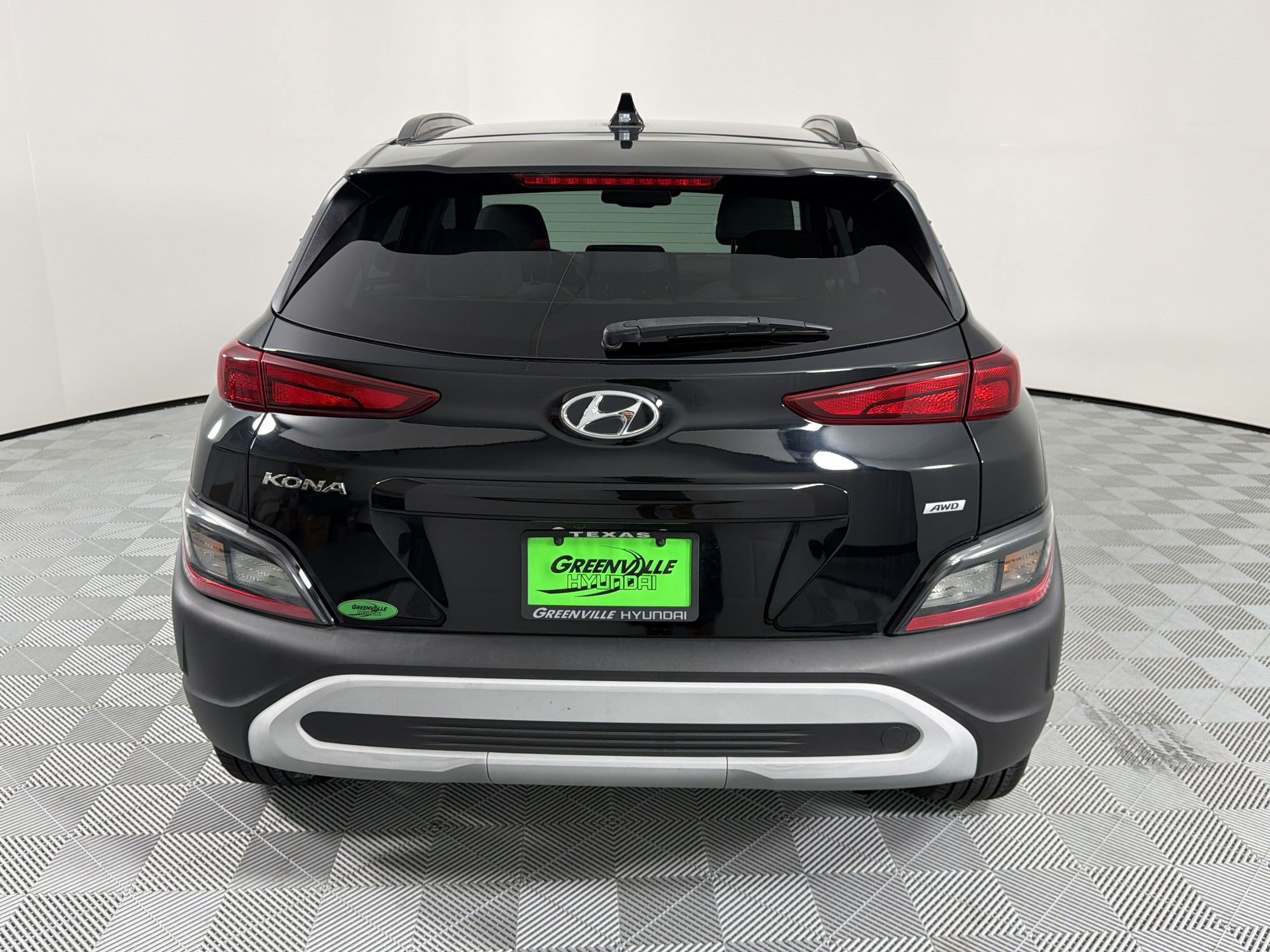 Used 2023 Hyundai Kona SEL w/ Cargo Package AWD/4WD image 10