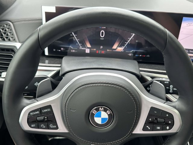 Used 2026 BMW X7 xDrive40i w/ M Sport Package AWD/4WD image 28