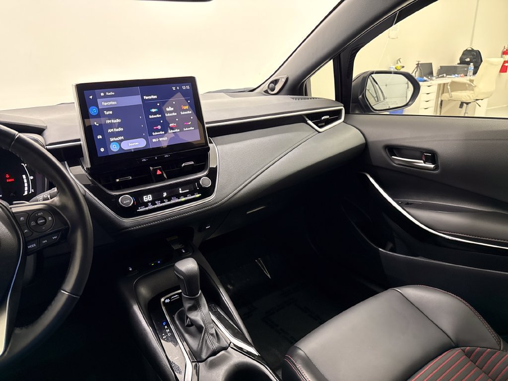 Used 2025 Toyota Corolla XSE FWD image 17
