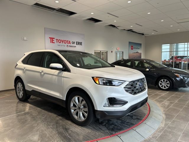 Used 2023 Ford Edge Titanium AWD/4WD image 1