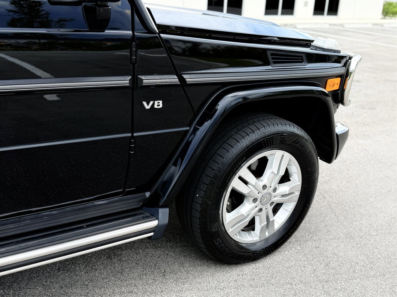 Used 2010 Mercedes-Benz G 550 image 31