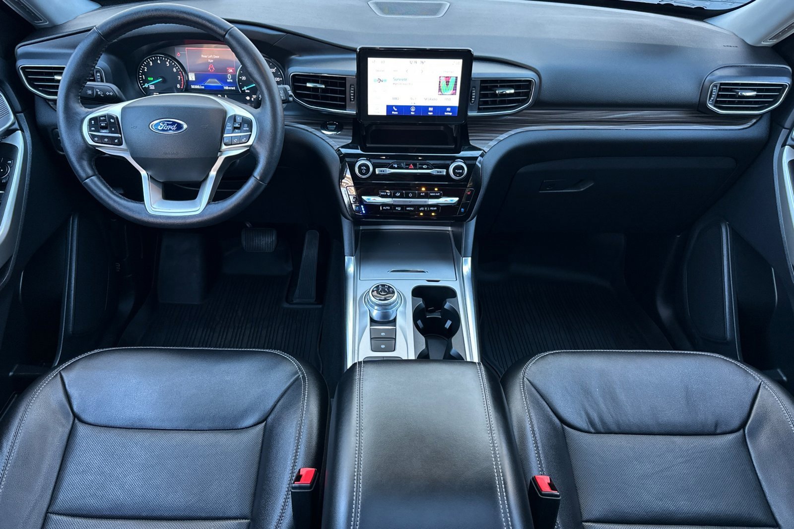 Used 2022 Ford Explorer Limited w/ Hybrid Equipment Group 310A image 12