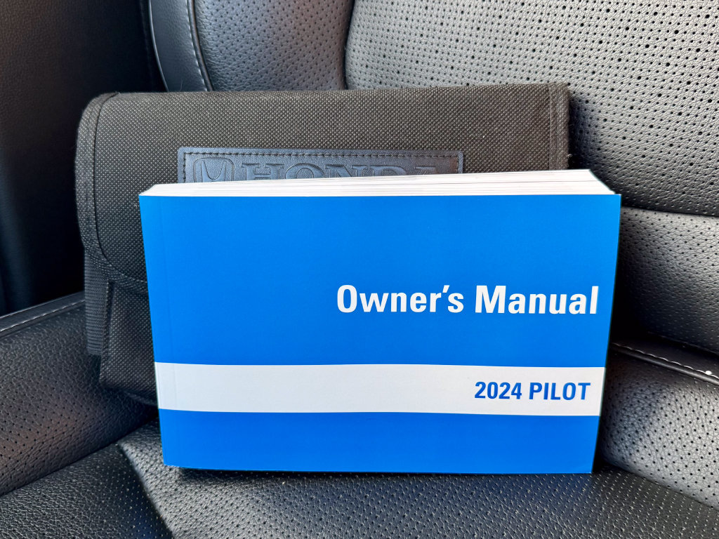 Used 2024 Honda Pilot Elite image 33