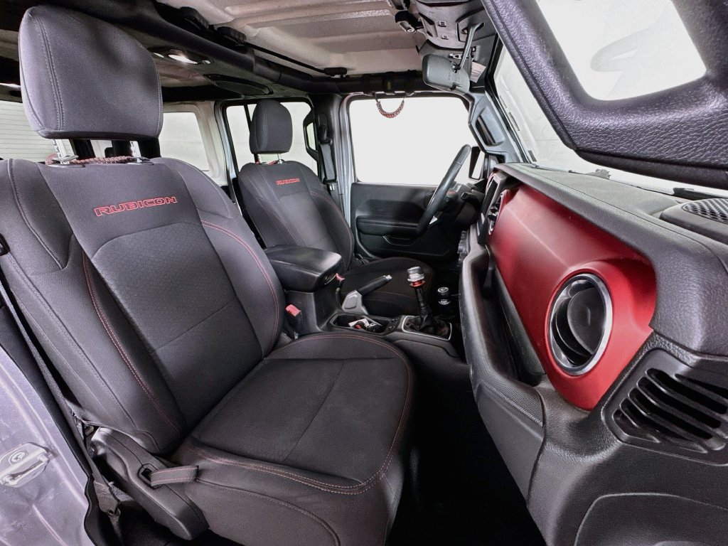 Used 2018 Jeep Wrangler Unlimited Rubicon w/ LED Lighting Group AWD/4WD image 27