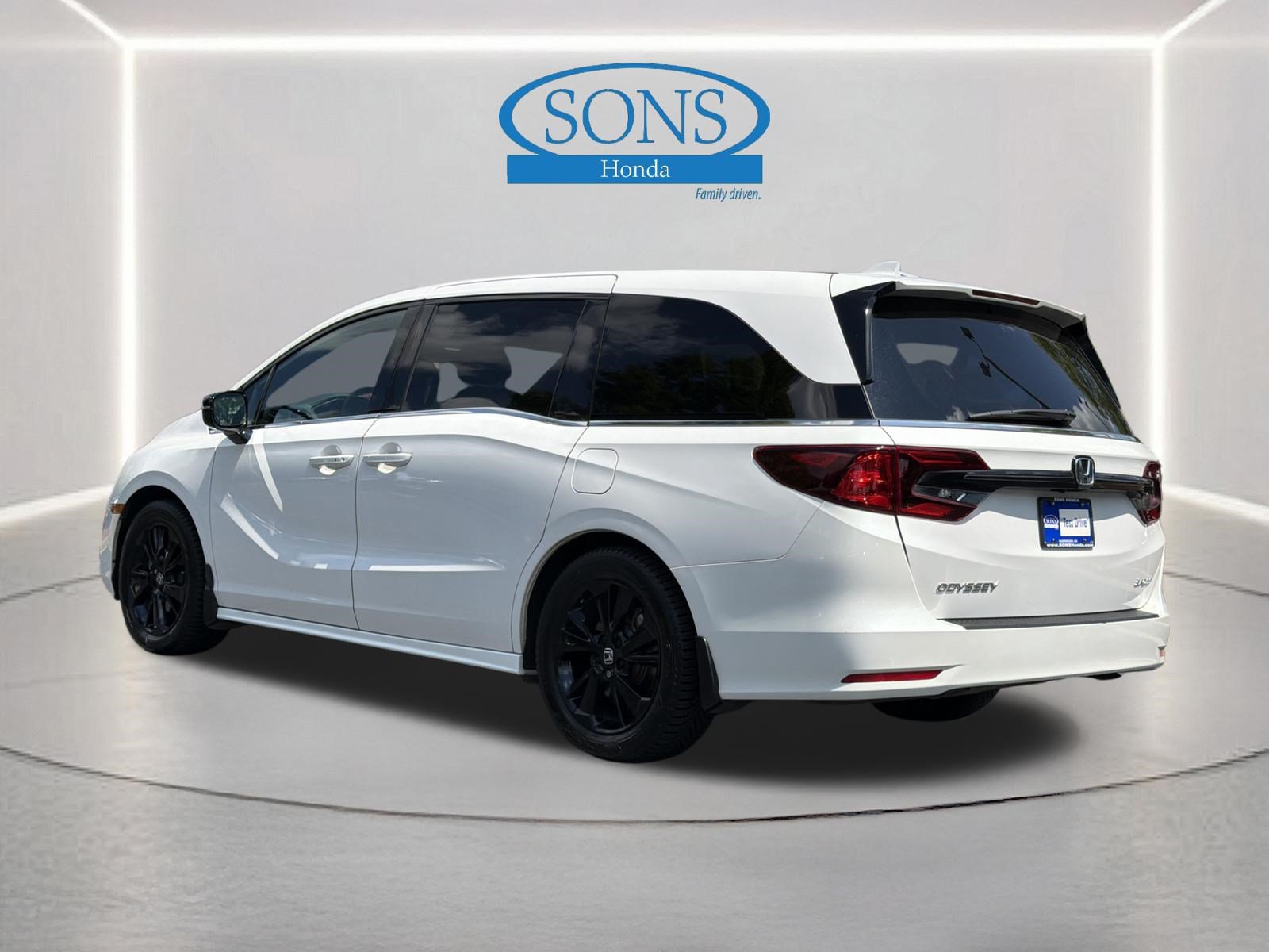 Certified 2024 Honda Odyssey Sport image 23