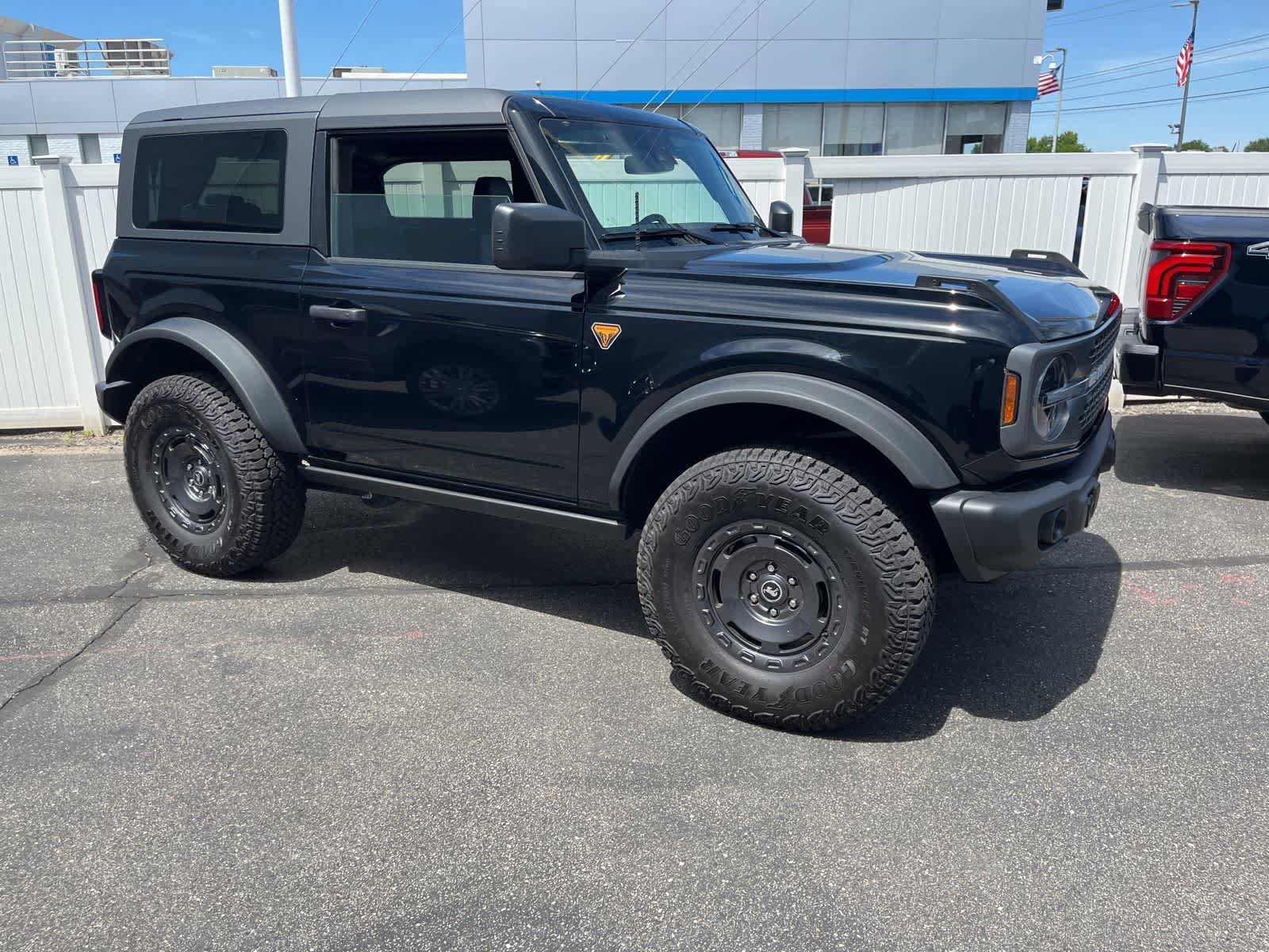 Used 2025 Ford Bronco Badlands w/ Sasquatch Package AWD/4WD image 16