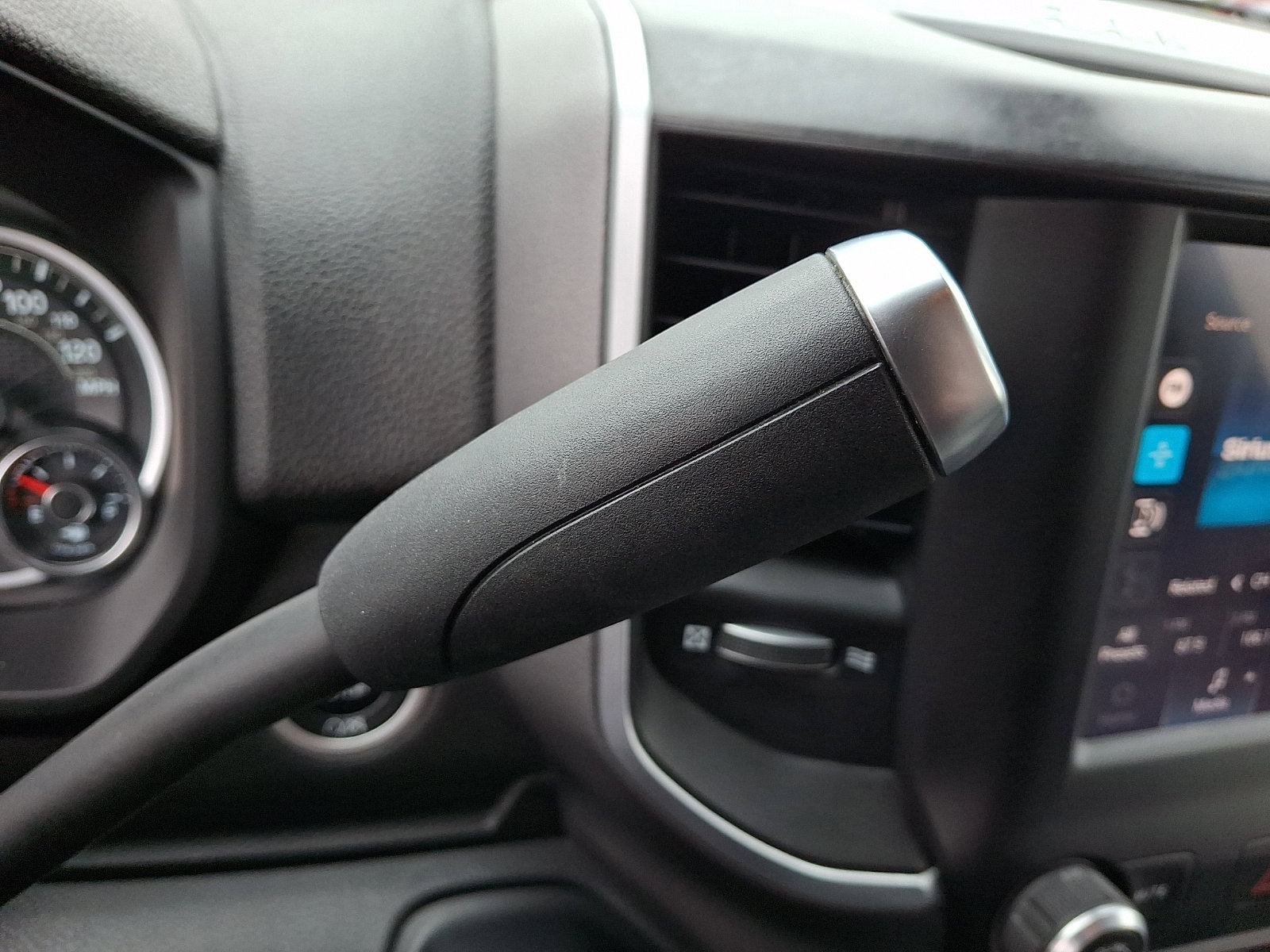 Used 2022 RAM 2500 Big Horn image 16