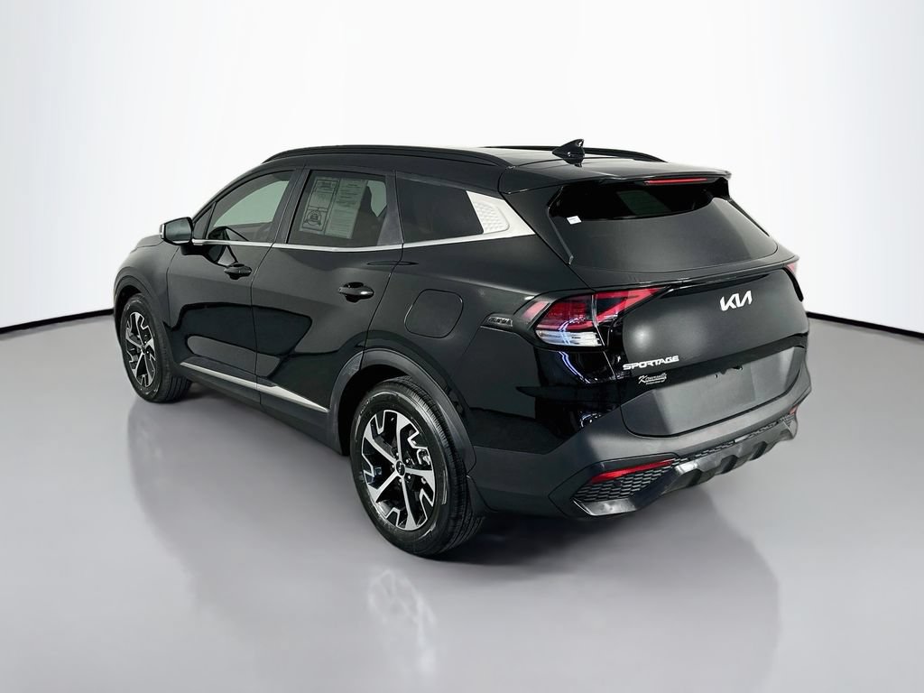 Used 2025 Kia Sportage EX w/ Premium Package FWD image 5