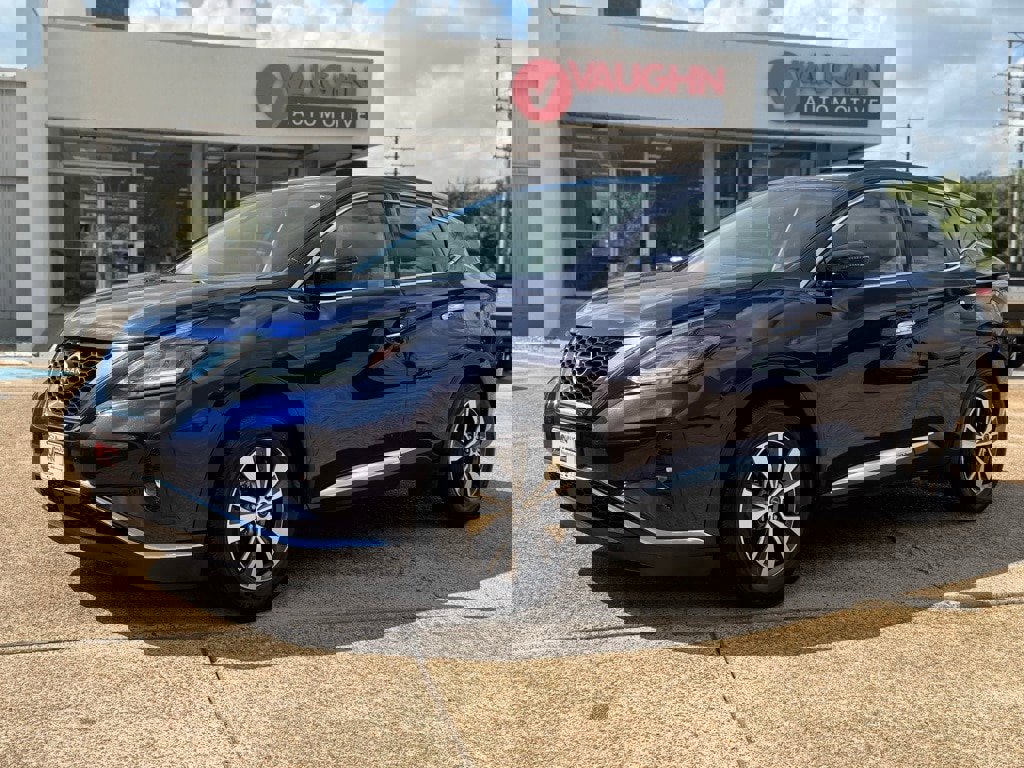 Used 2023 Nissan Murano SV