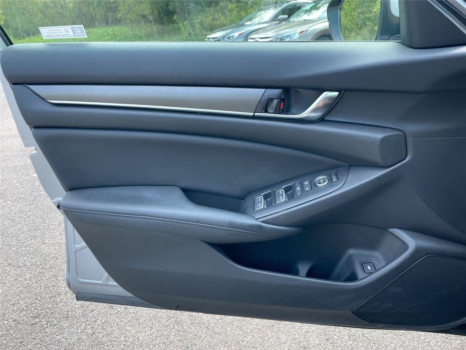 Used 2021 Honda Accord LX image 16