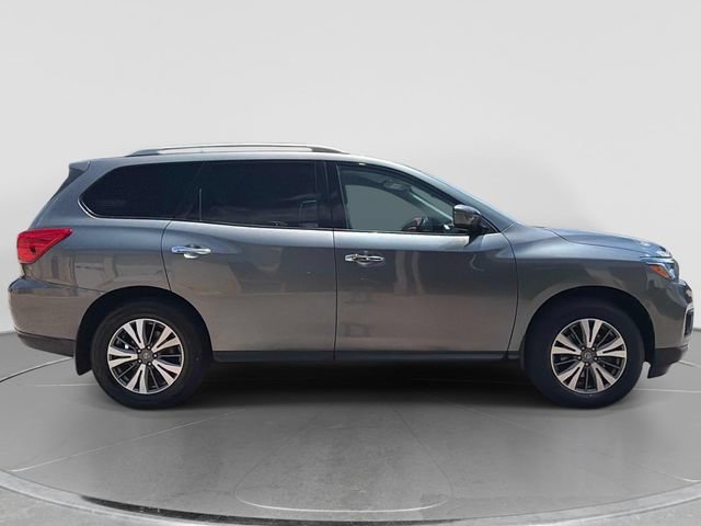 Used 2020 Nissan Pathfinder SV AWD/4WD image 4