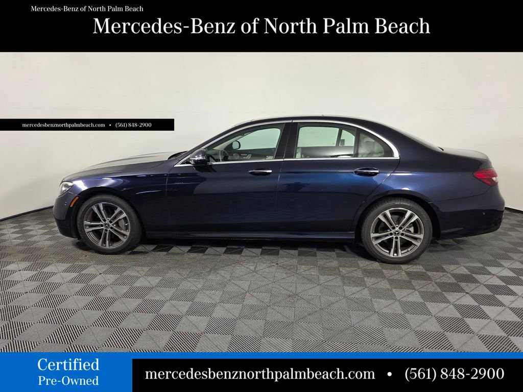 Used 2023 Mercedes-Benz E 350 4MATIC Sedan image 4