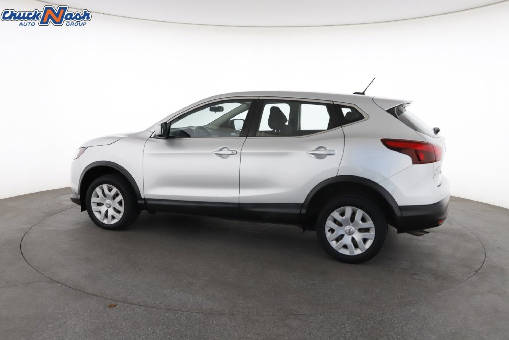 Used 2018 Nissan Rogue Sport S FWD image 8