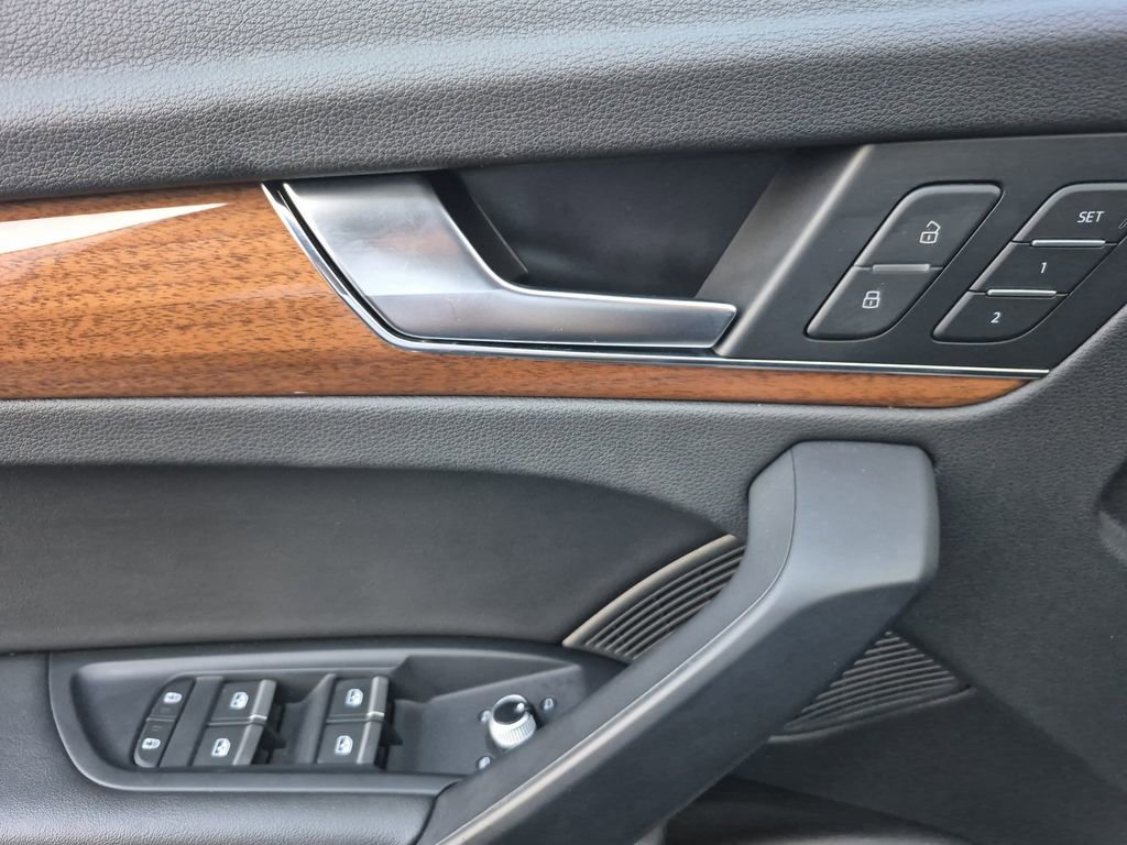 Used 2023 Audi Q5 2.0T Premium Plus image 7