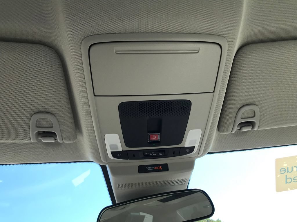 Certified 2025 Honda Accord LX image 19