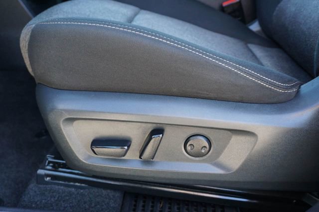 Used 2024 Nissan Rogue SV AWD/4WD image 13