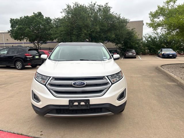 Used 2018 Ford Edge Titanium w/ Equipment Group 301A FWD image 2