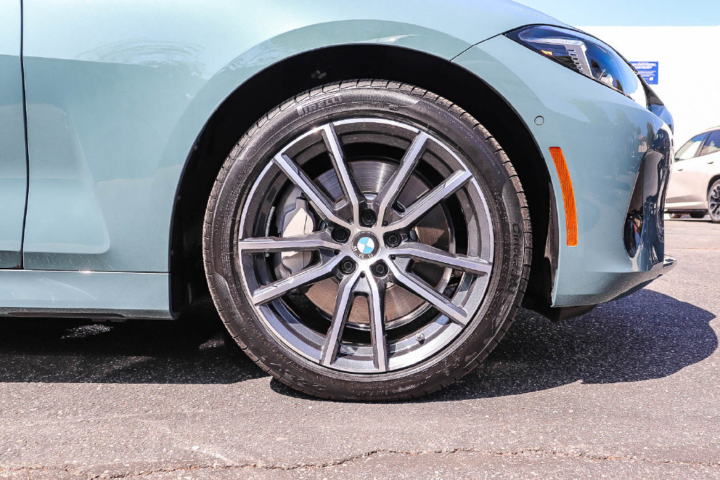 Used 2026 BMW 430i xDrive Coupe w/ Premium Package AWD/4WD image 9