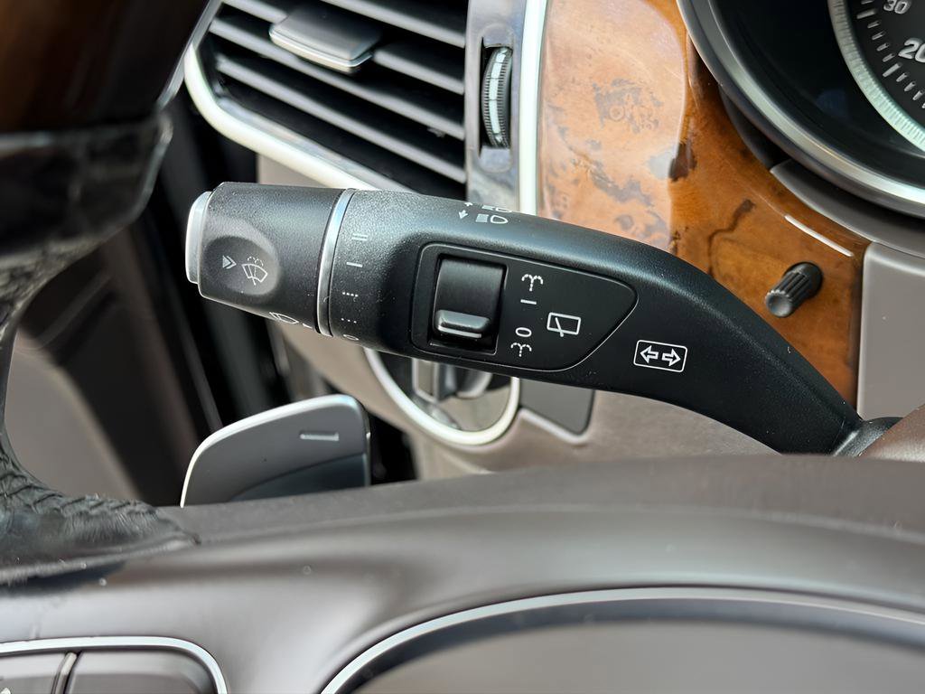 Used 2019 Mercedes-Benz GLS 550 4MATIC image 41