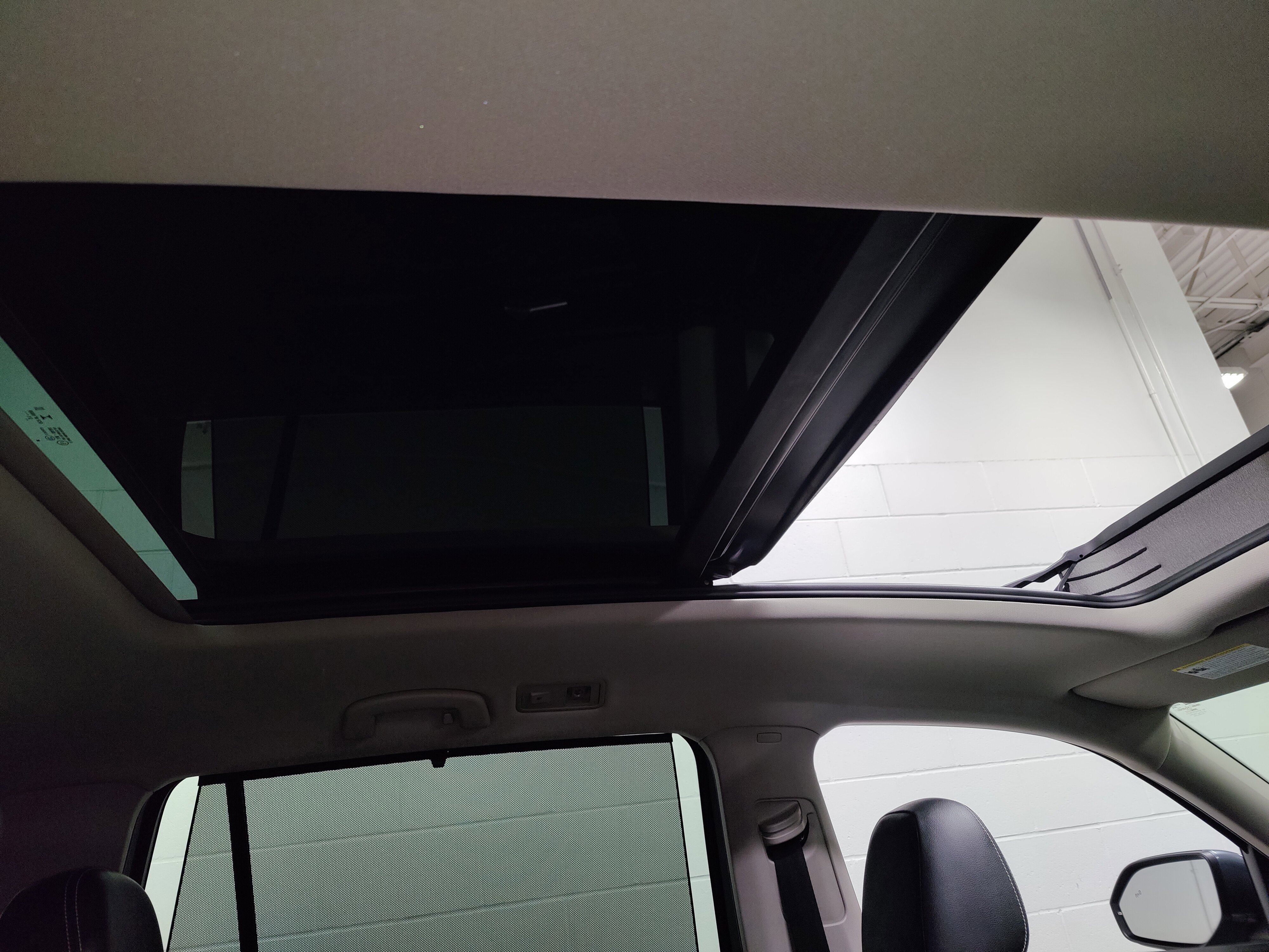 Certified 2022 Volkswagen Atlas SEL image 7