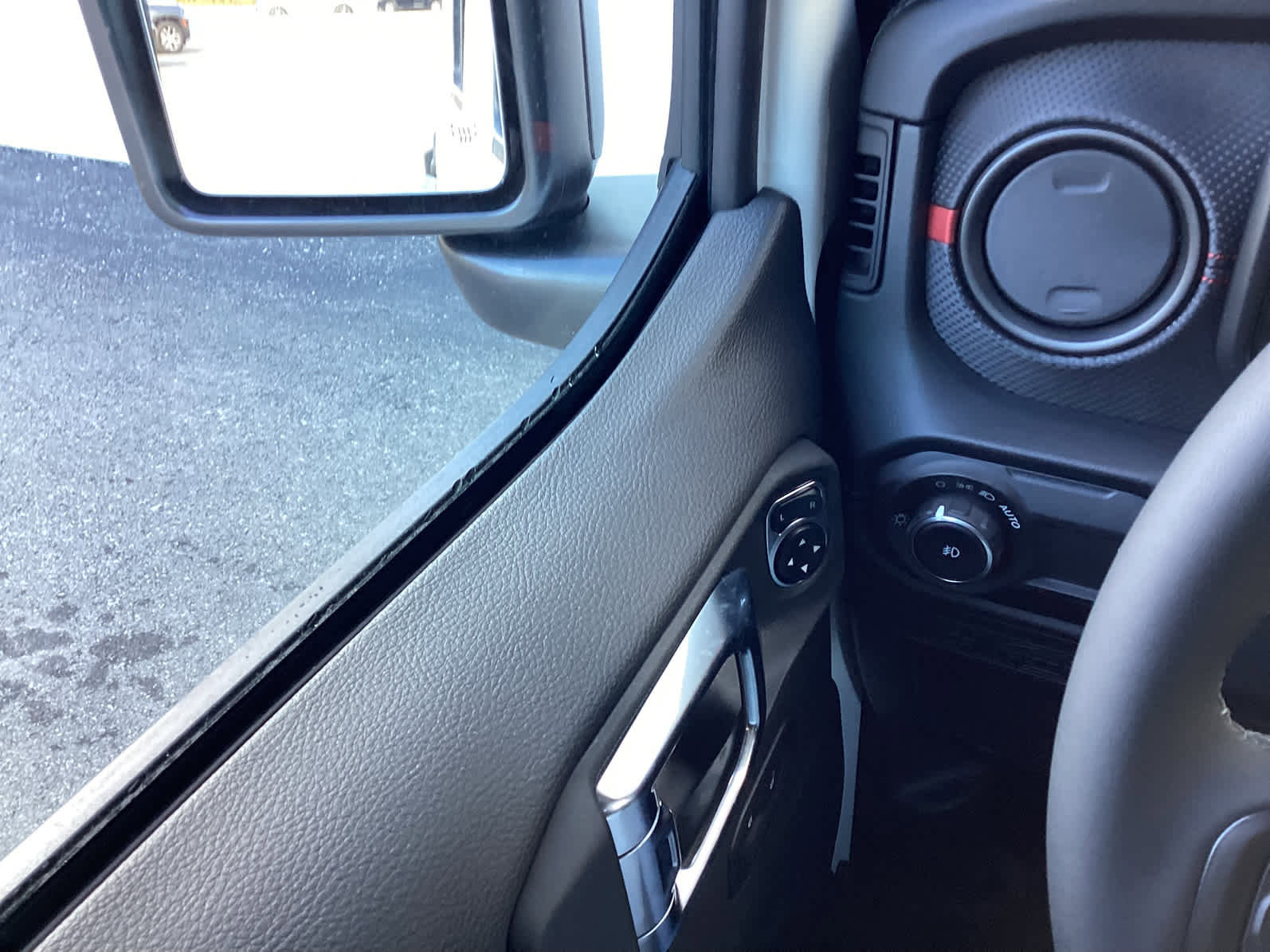 New 2026 Jeep Wrangler Unlimited Rubicon w/ Safety Group image 26