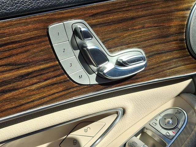 Used 2016 Mercedes-Benz C 300 Sedan image 25