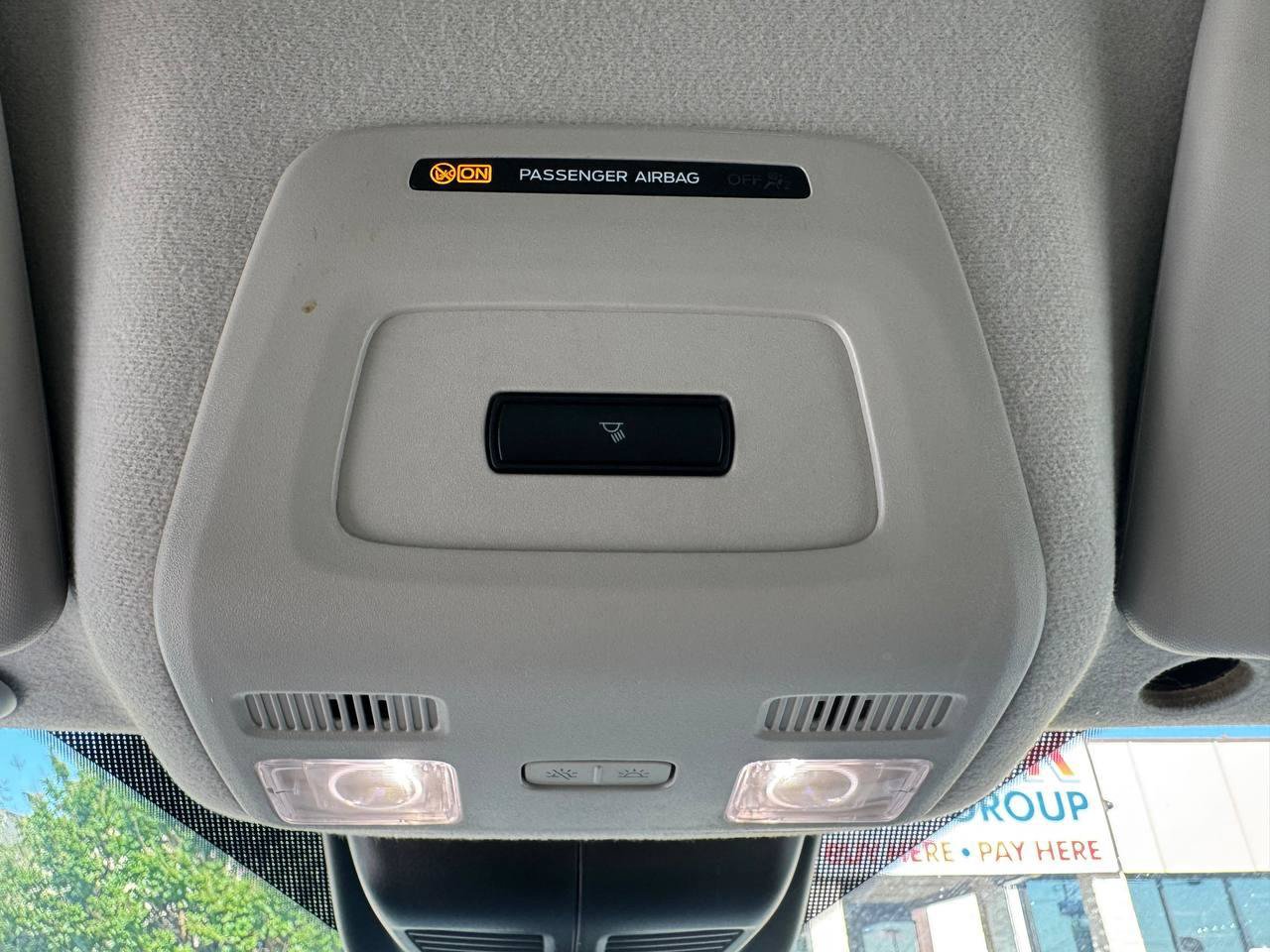 Used 2022 Ford E-Transit Medium Roof w/ Load Area Protection Package RWD image 39