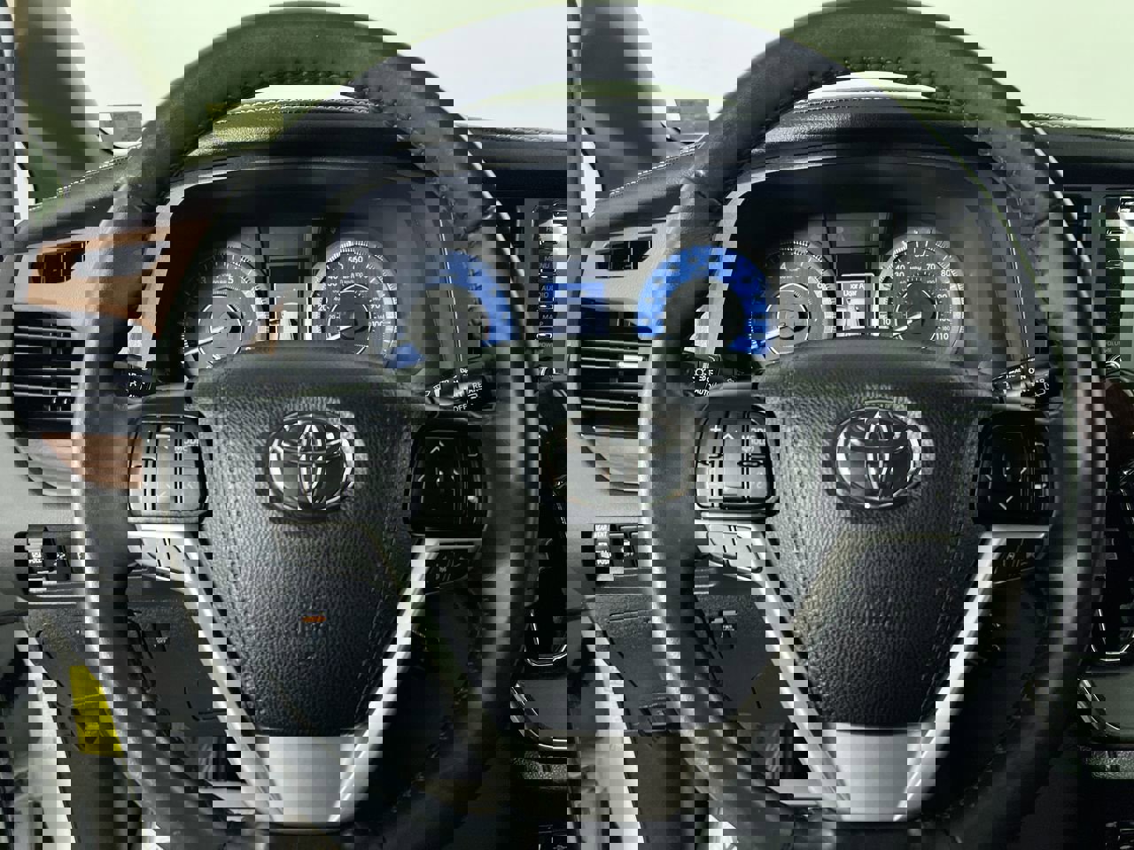 Used 2019 Toyota Sienna Limited Premium AWD/4WD image 15