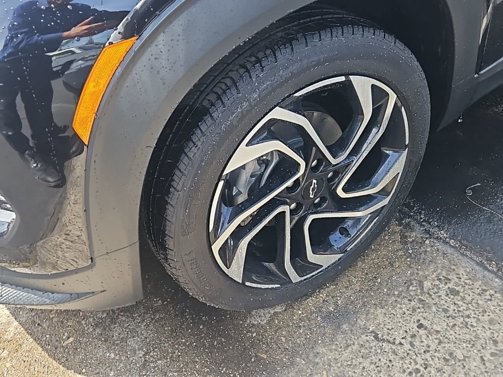 Used 2024 Chevrolet TrailBlazer RS w/ Driver Confidence Package image 5