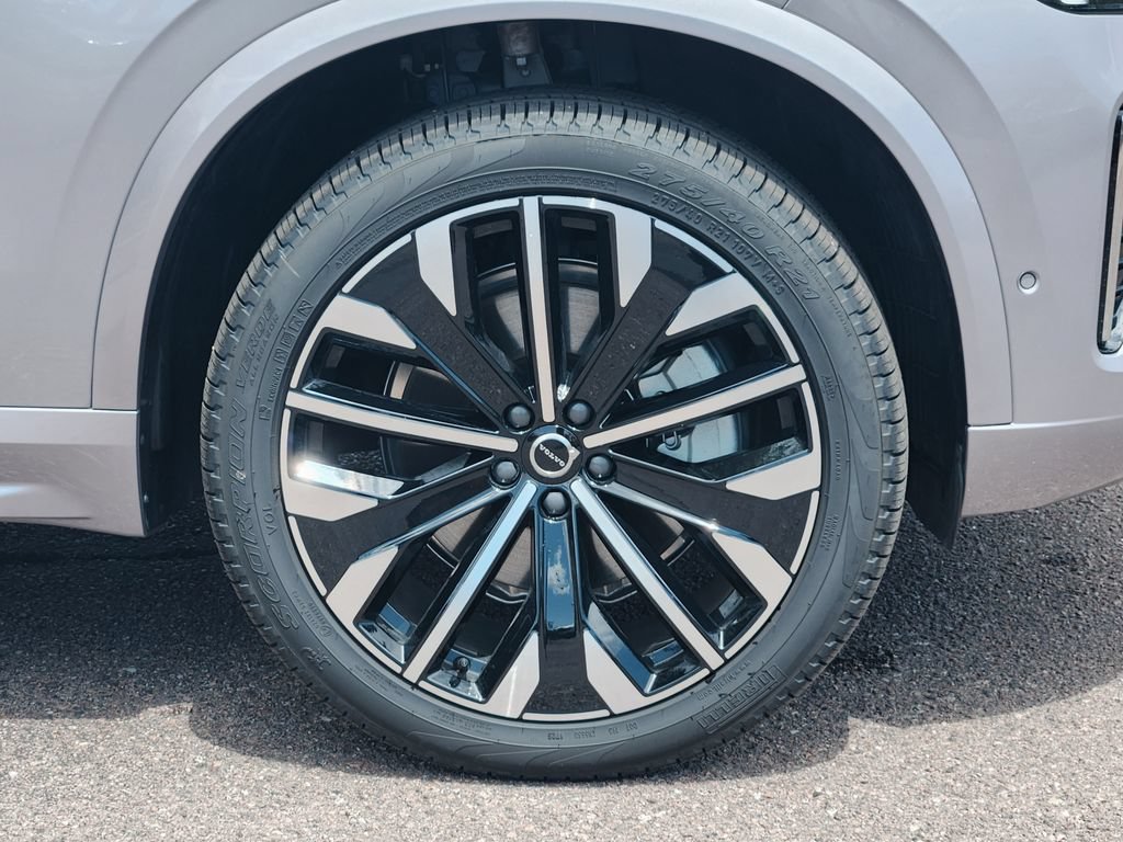 New 2026 Volvo XC90 B6 Plus w/ Protection Package Premier AWD/4WD image 30