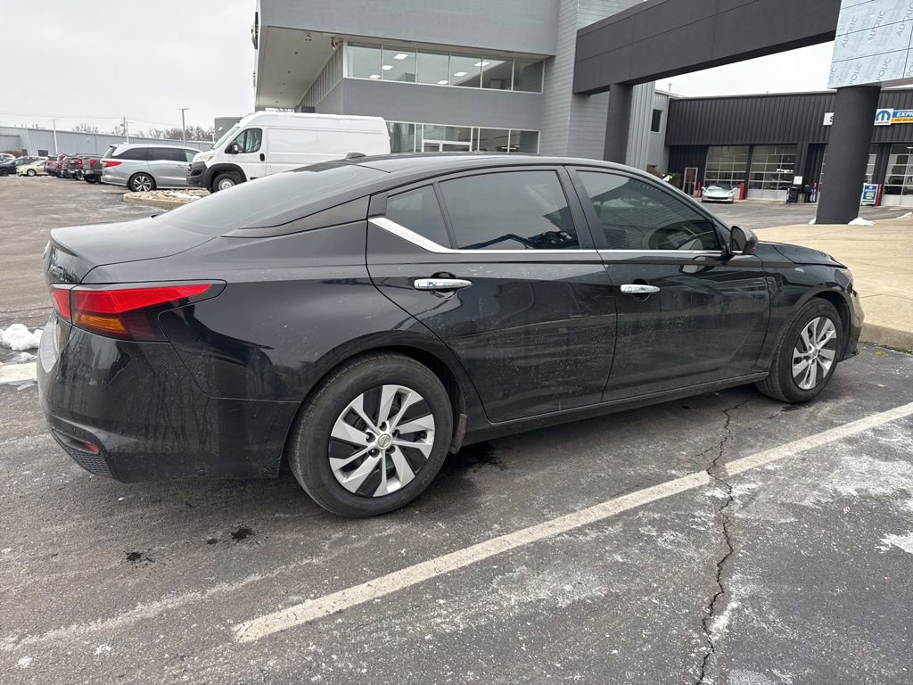 Used 2020 Nissan Altima 2.5 S image 3