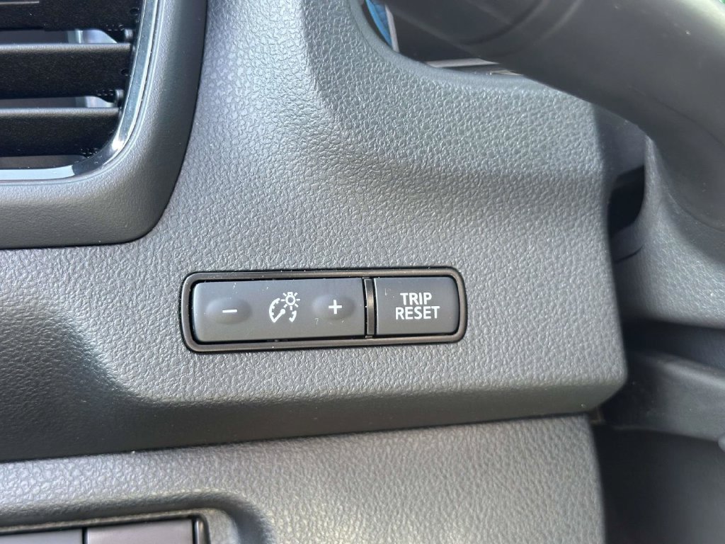 Certified 2023 Nissan Leaf S FWD image 32