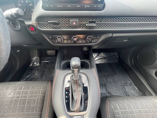 Used 2024 Honda HR-V Sport image 11
