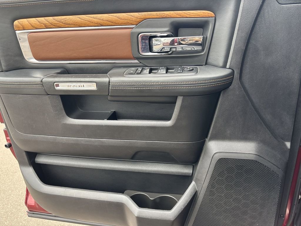 Used 2017 RAM 3500 Laramie Longhorn image 22