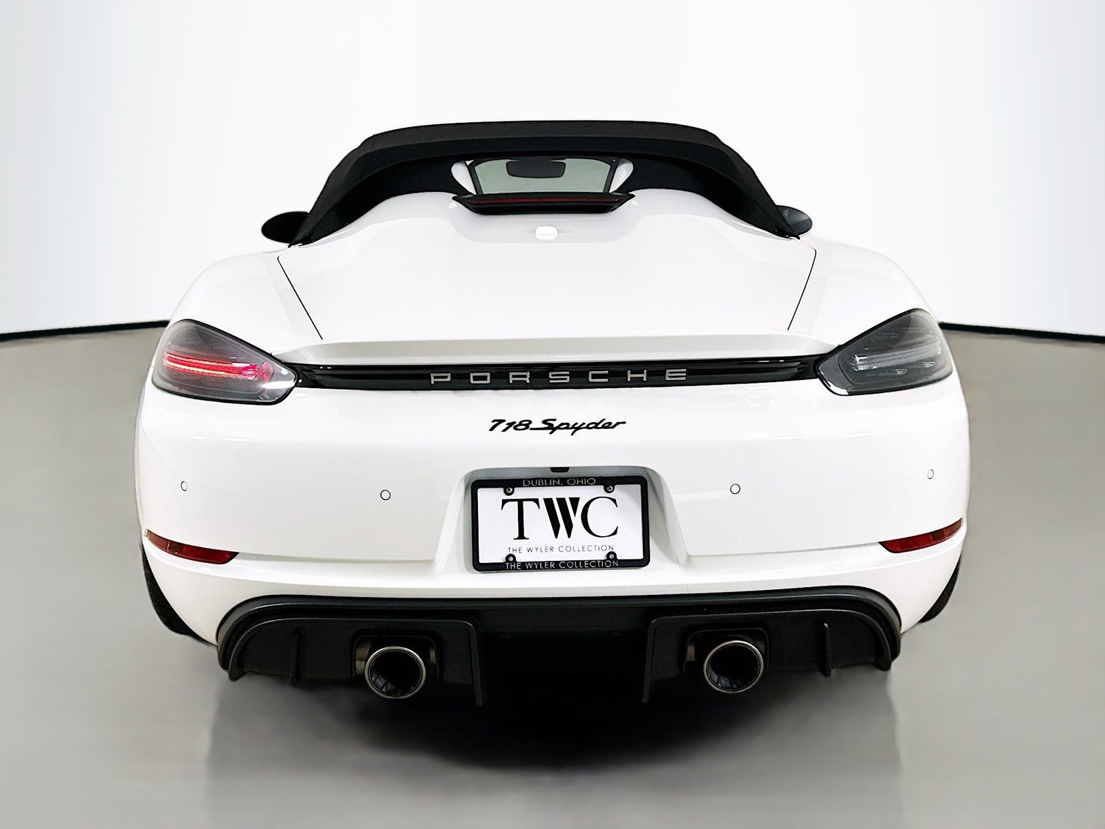 Certified 2020 Porsche 718 Boxster Spyder RWD image 6