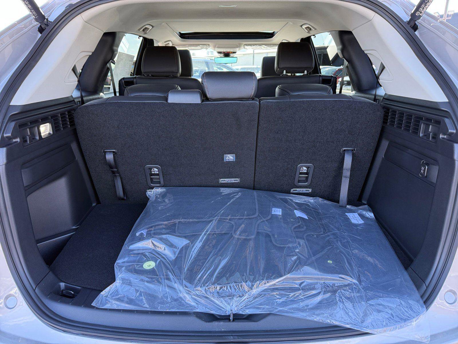 New 2026 MAZDA CX-90 3.3 Turbo w/ Premium Sport Pkg image 15