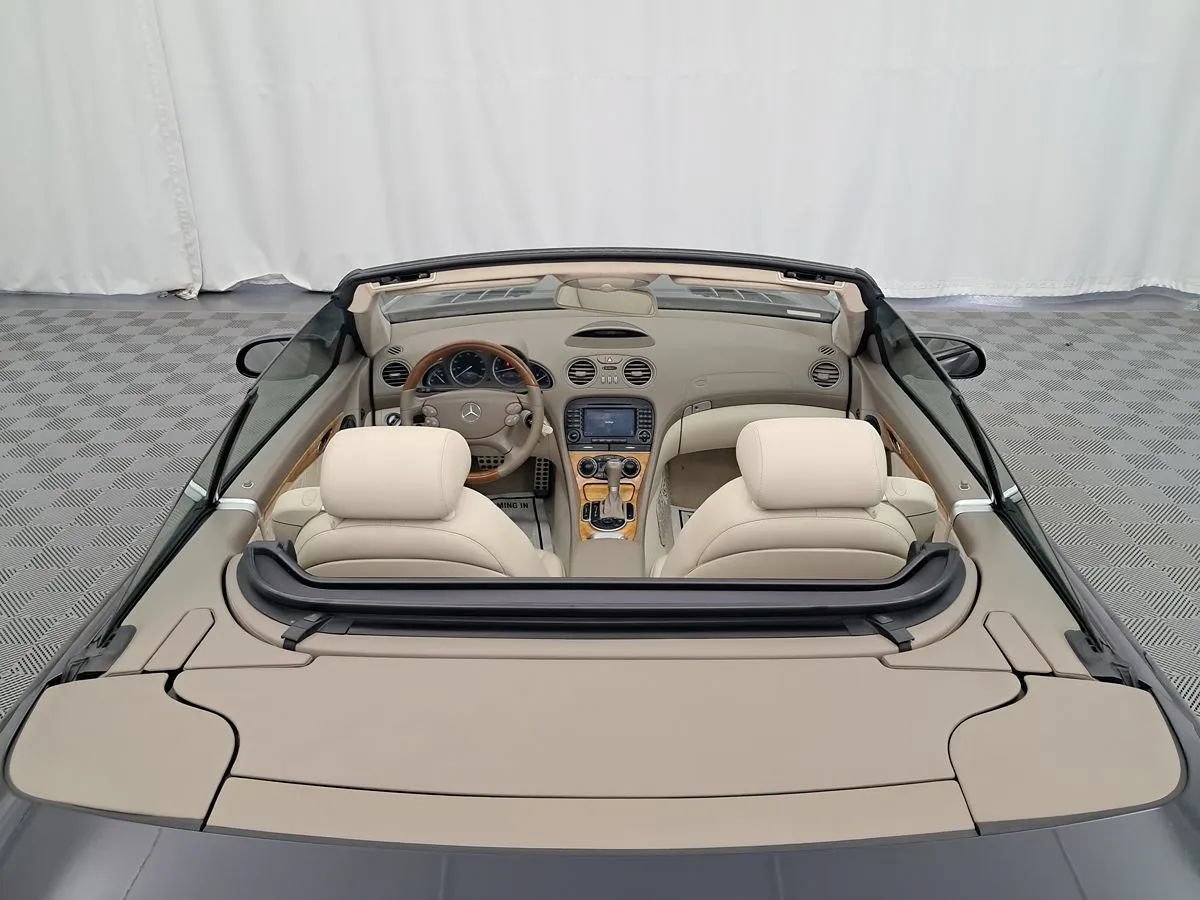 Used 2007 Mercedes-Benz SL 600 image 7
