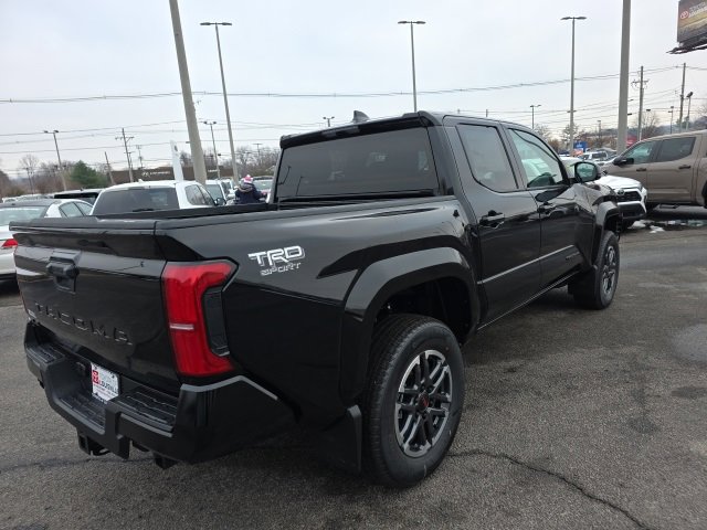 New 2025 Toyota Tacoma TRD Sport image 4