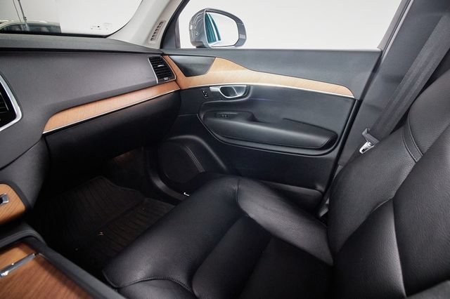 Certified 2023 Volvo XC90 B6 Plus w/ Protection Package Premier AWD/4WD image 8