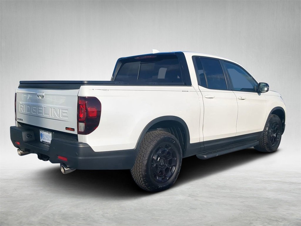 Certified 2025 Honda Ridgeline TrailSport+ image 3