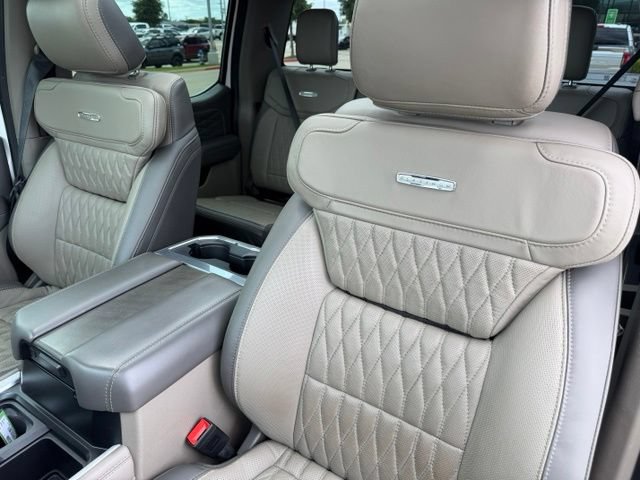 Used 2025 Ford F350 Platinum w/ Platinum Plus Package AWD/4WD image 11