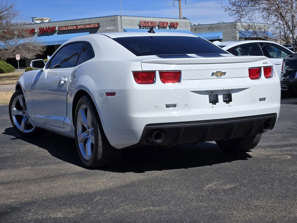 Used 2011 Chevrolet Camaro SS image 3