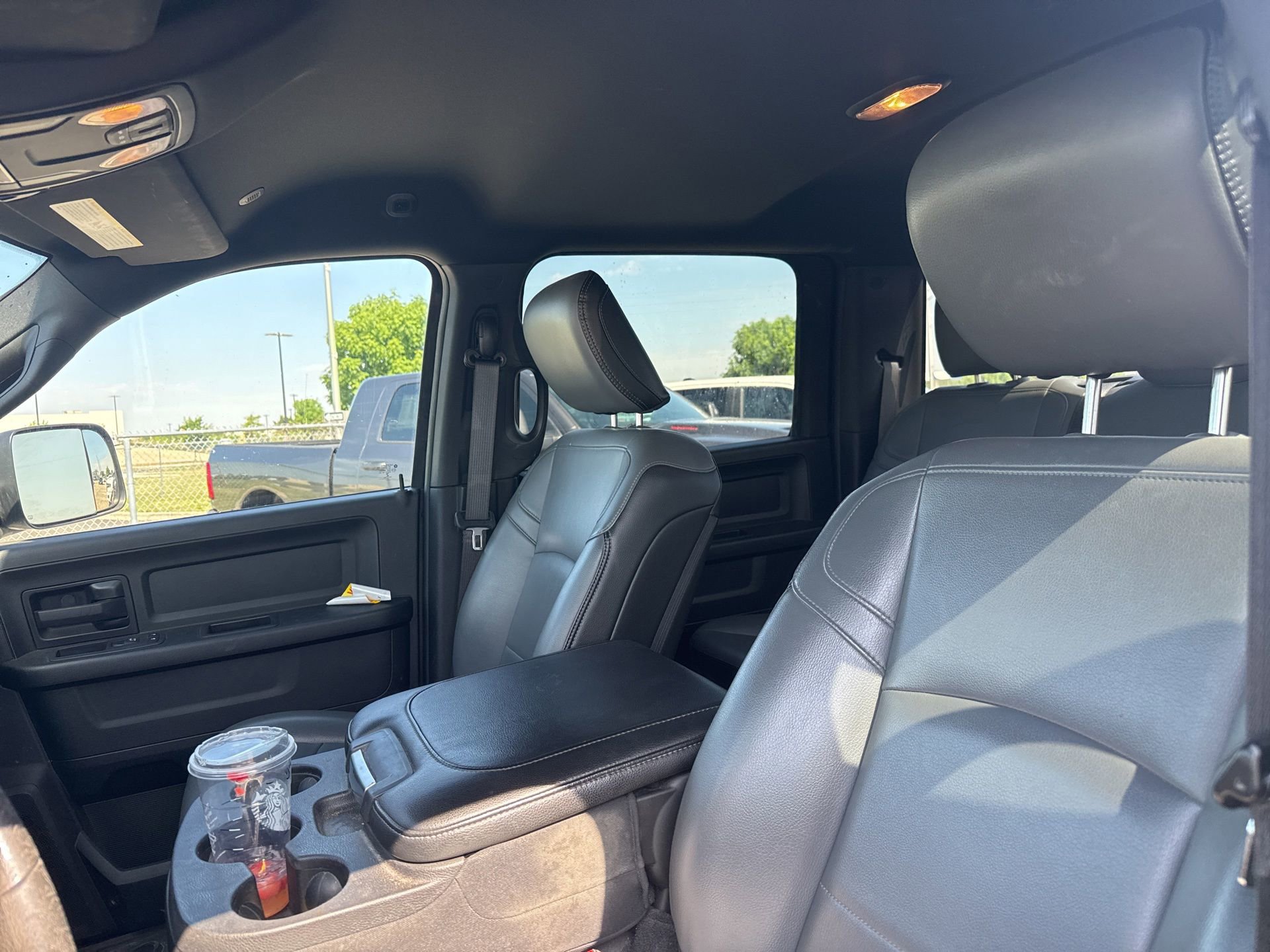 Used 2021 RAM 2500 Tradesman w/ Chrome Appearance Group AWD/4WD image 10