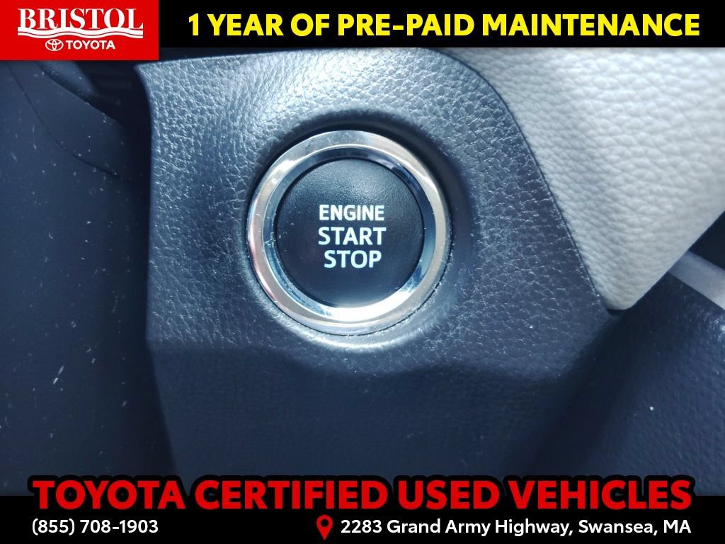 Certified 2021 Toyota RAV4 XLE w/ Convenience Package AWD/4WD image 32