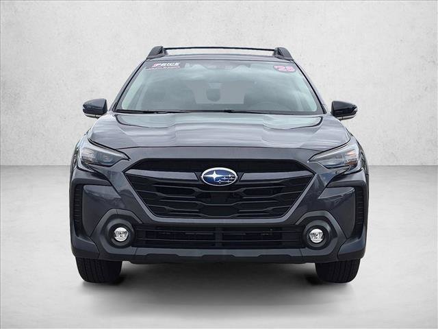 Used 2025 Subaru Outback Premium AWD/4WD image 2