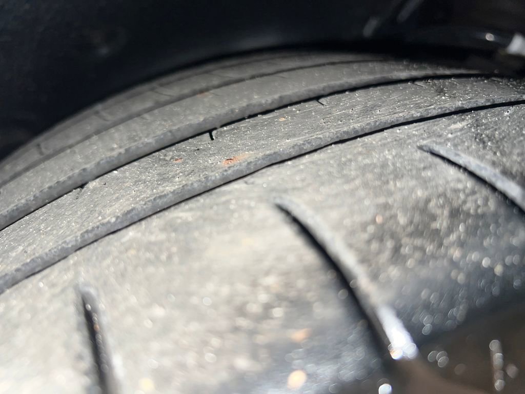 Used 2025 BMW M2 w/ Lighting Package image 30