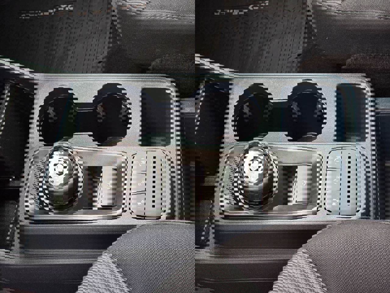 Used 2024 Ford Maverick XL image 15