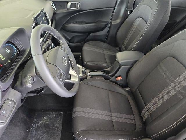 New 2026 Hyundai Venue SEL FWD image 9