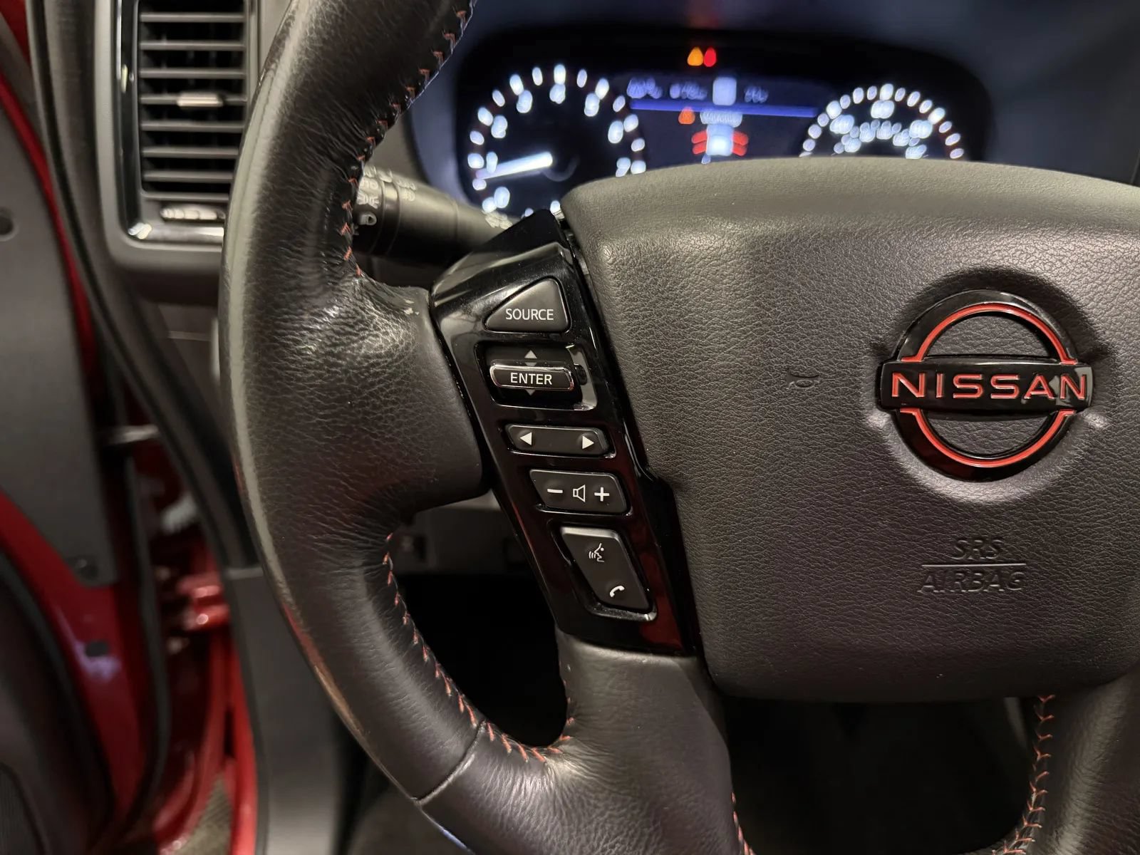 Used 2023 Nissan Frontier PRO-4X w/ Pro-4X Premium Package AWD/4WD image 23