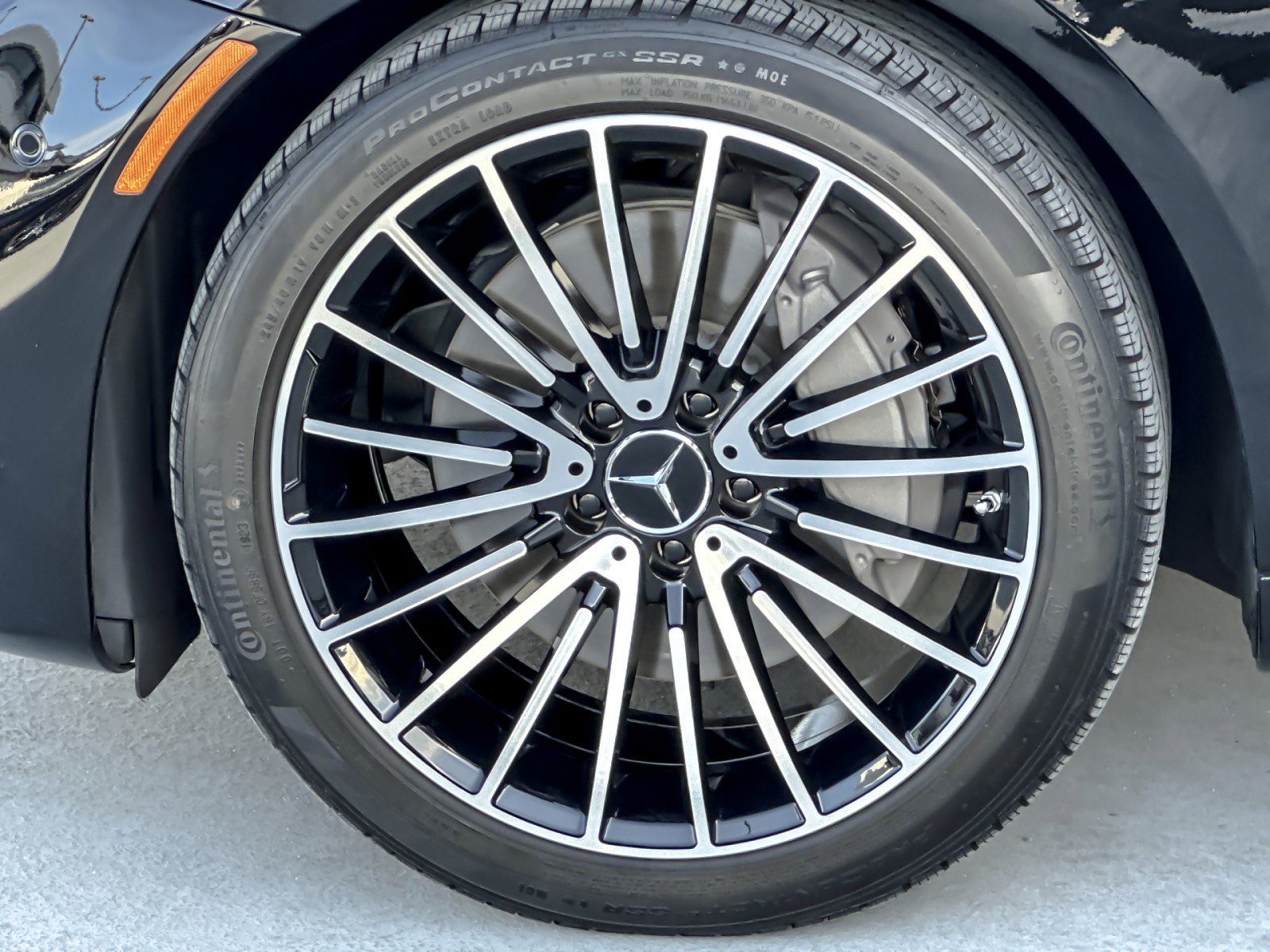 Used 2023 Mercedes-Benz E 350 4MATIC Sedan image 26